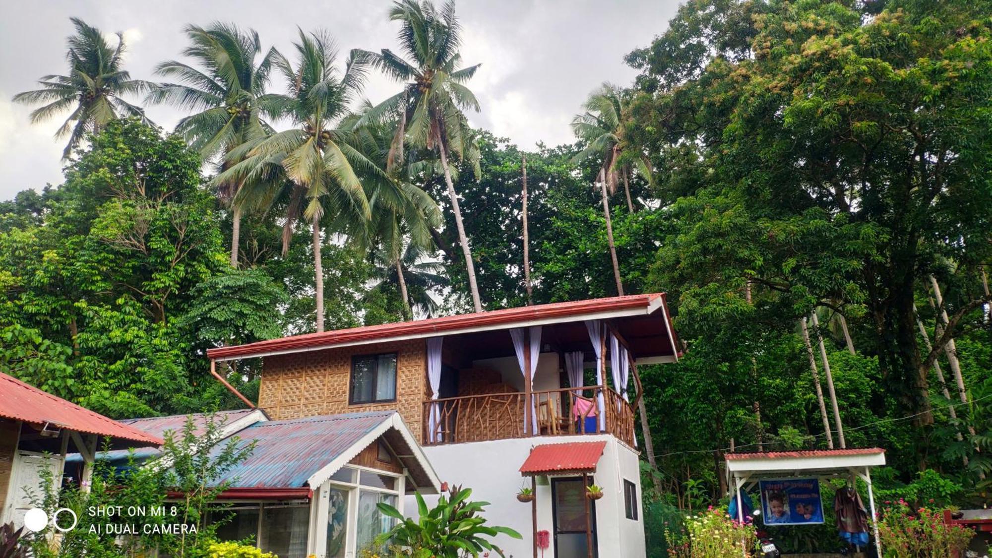Sun House Lodge Mambajao
