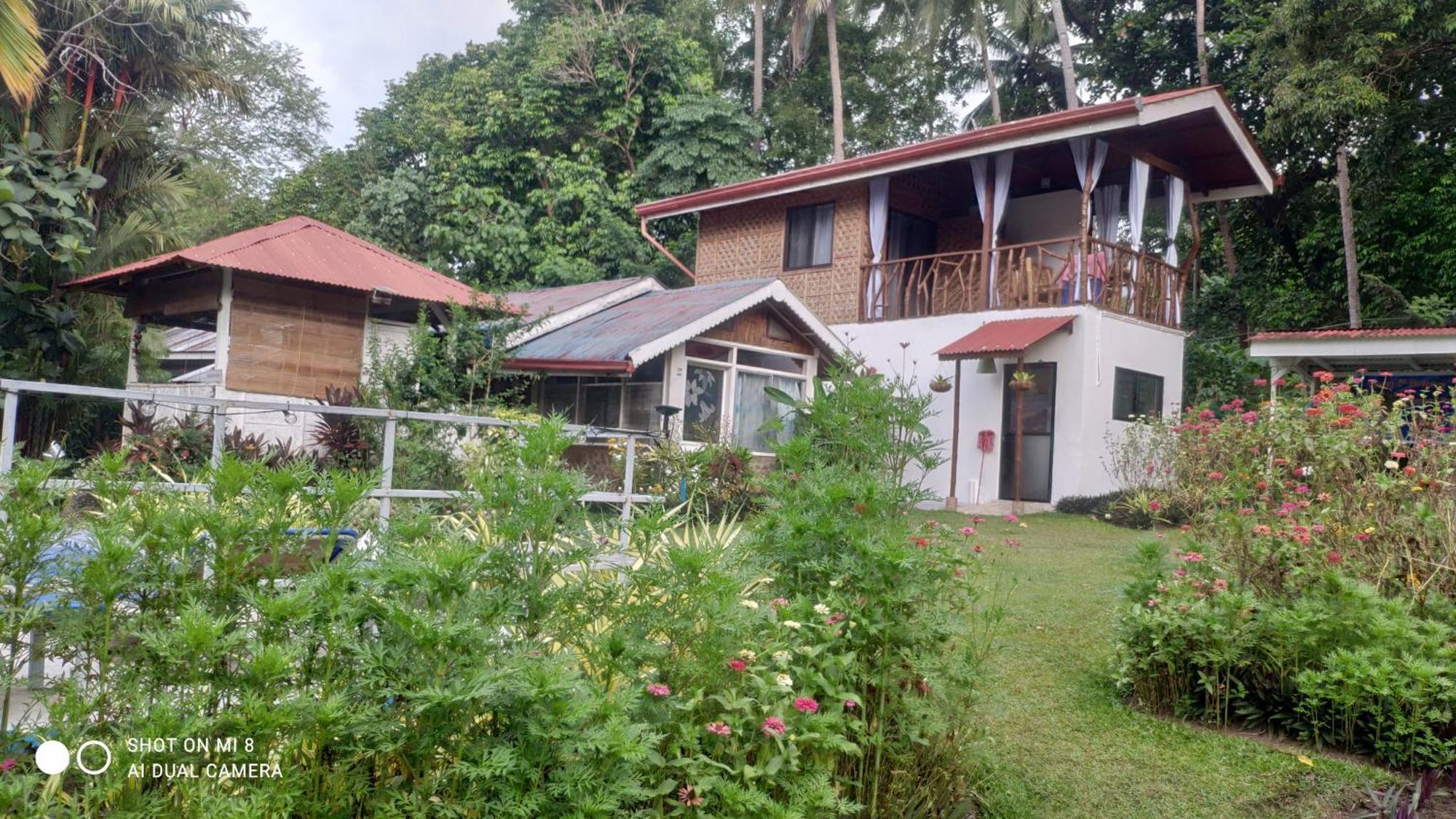Sun House Lodge